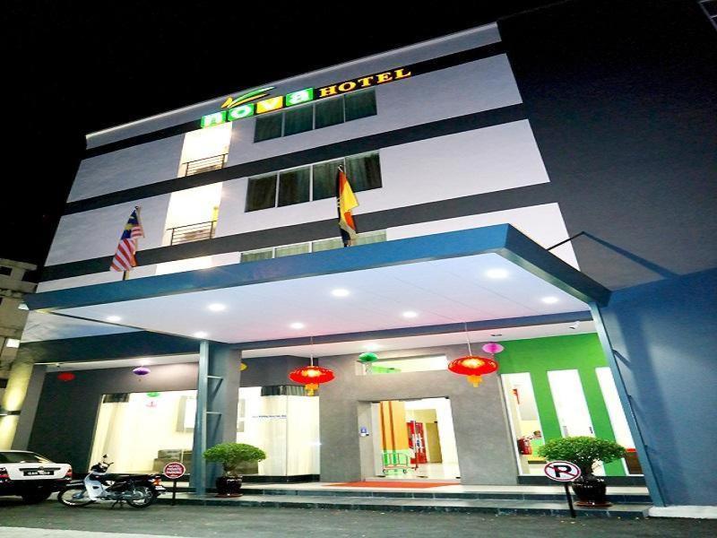 Nova Kuching Hotel 외부 사진
