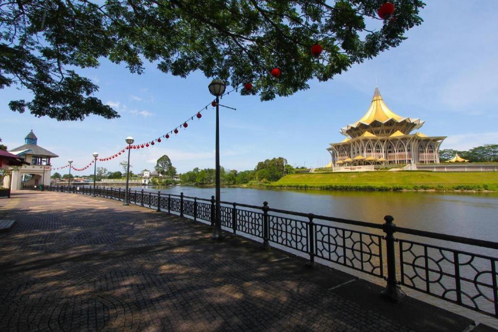Nova Kuching Hotel 외부 사진