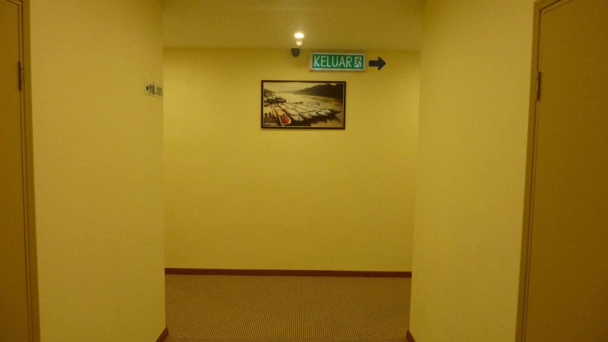Nova Kuching Hotel 외부 사진